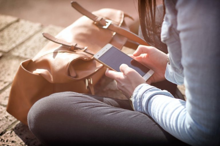 Neck Rings: How to combat the signs of Tech Neck